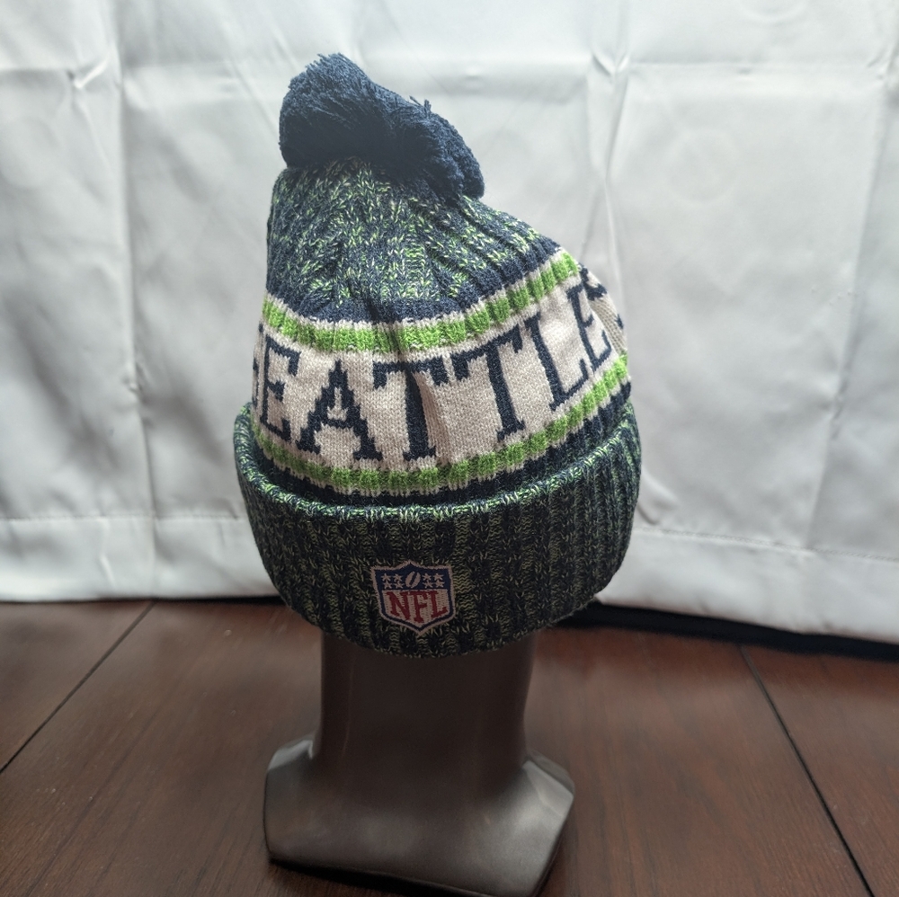 Seattle Seahawks NFL Football New Era Knit Cap Beanie - Picture 3 of 4